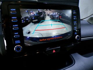 Toyota Yaris 1.5 120H STYLE 08/2021