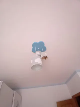 Dormitorio infantil completo.