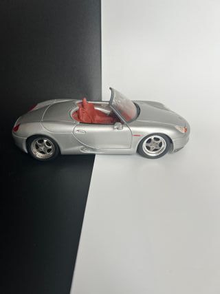 Porsche Boxster 1/18 Maisto Plata