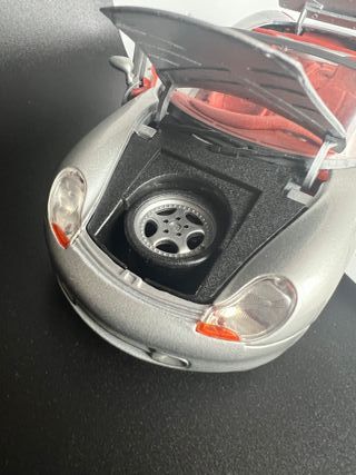 Porsche Boxster 1/18 Maisto Plata