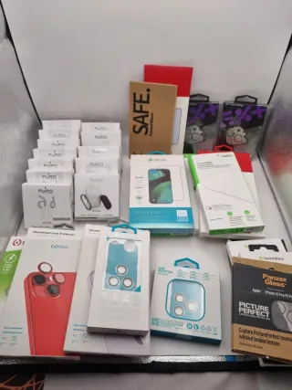 Lote Accesorios iPhone: Fundas, Protectores, AirPo