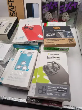 Lote Accesorios iPhone: Fundas, Protectores, AirPo