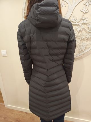 Nuevo Helly Hansen abrigo aislante genuino