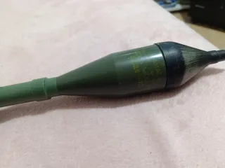 Granada militar verde