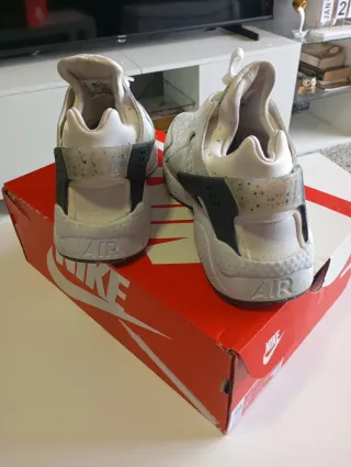 Zapatillas Nike Talla 44 Beige/Blanco