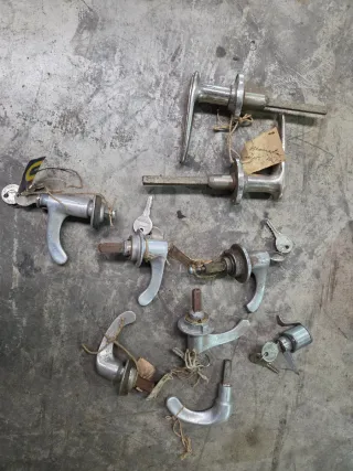 Lote Recambios Coche Clásico