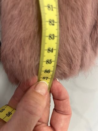 Chaleco de pelo rosa