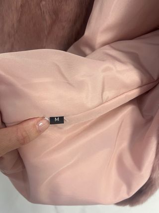 Chaleco de pelo rosa