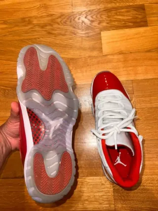 Jordan 11 Retro Rojo Blanco Talla 39