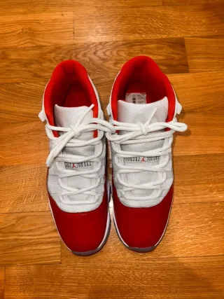 Jordan 11 Retro Rojo Blanco Talla 39