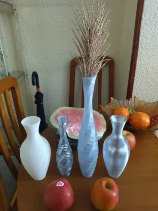 Floreros y jarrones 3D (plástico)