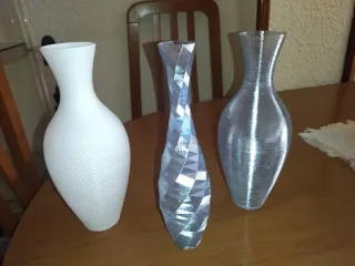 Floreros y jarrones 3D (plástico)