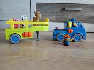 Camión Granja con 5 Figuras -leer-