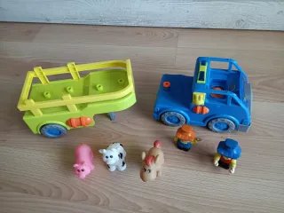 Camión Granja con 5 Figuras -leer-