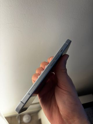 Iphone 15 90% de bateria