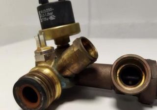 REPUESTOS DE CALDERA FERROLI DOMINA C24