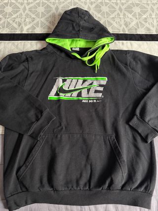 Sudadera Nike Negra y Verde