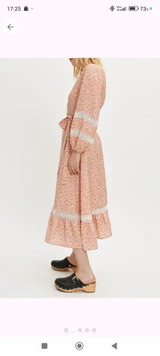 Vestido Maje floral rosa