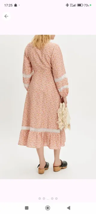 Vestido Maje floral rosa