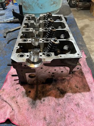 Culata Golf 1.9 TDI BKC con Inyectores