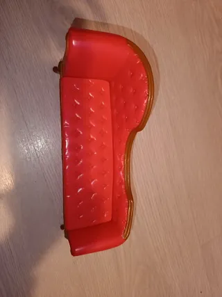 Sofá Bratz Rosa y Dorado