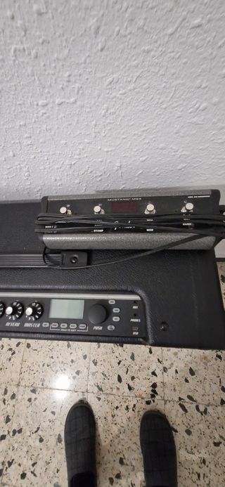 Amplificador Guitarra Fender Mustang IV