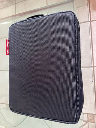 Guide colori Pantone con custodia