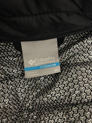 Chaqueta Columbia Titanium Negra