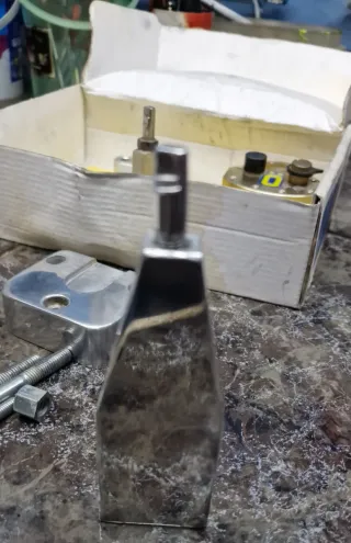 Amortiguador de dirección