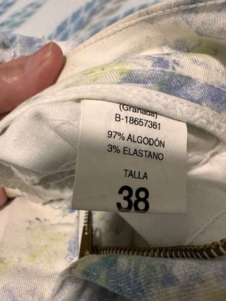 Pantalón recto estampado floral