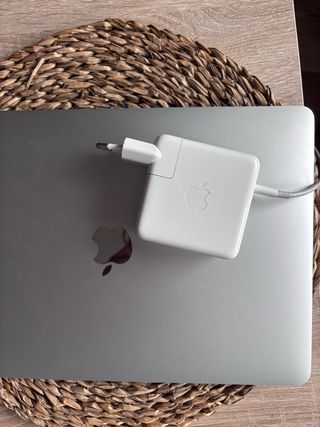 MacBook Pro Apple Plata 13”