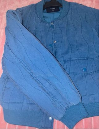 Chaquetón azul acolchado