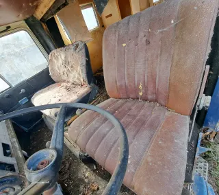 Asientos de camión antiguo