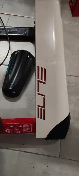 Rodillo Ciclismo Elite Magnético/ Soporte de rueda