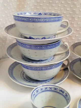 Tè, caffè, zuppa, porcellana nuova, vedi foto e testo.