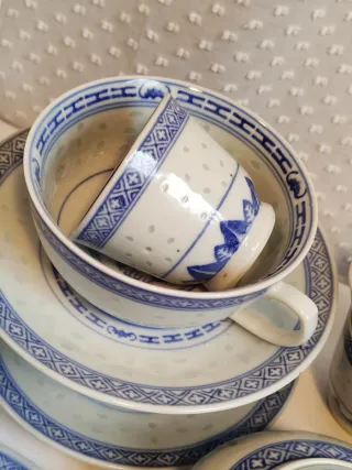 Tè, caffè, zuppa, porcellana nuova, vedi foto e testo.