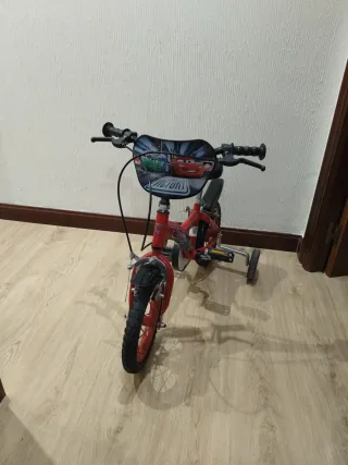 Bici 12 Cars con ruedines