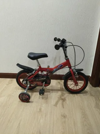 Bici 12 Cars con ruedines