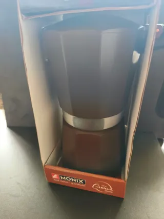 Cafetera Monix Inducción 9 Tazas Nueva