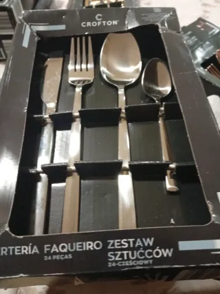 Set Cubiertos Crofton 24 Piezas