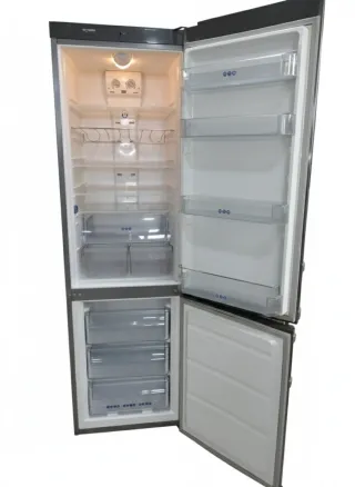 Frigorífico Whirlpool Combi 2.03m Acero Inox