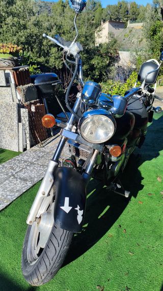 Hyosung Alquila GV 125 Custom