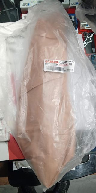 Tapa Izquierda Carenado FZ8 Yamaha