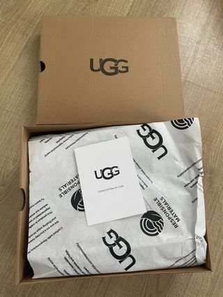 UGG Socas Castanhas