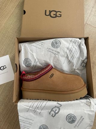 UGG Socas Castanhas