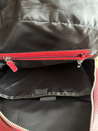 Mochila efecto piel ZARA Roja