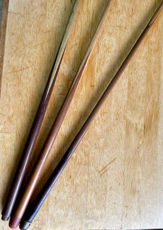 Tacos de billar de madera