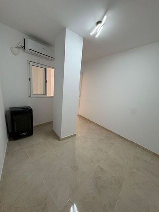 Local comercial en venta en Carolinas Altas en Alicante