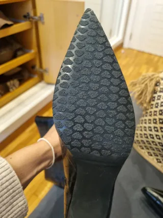 Botines imitacion reptil media caña