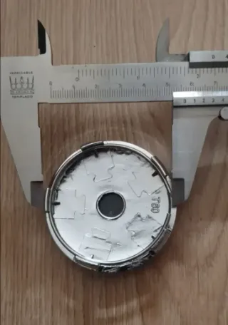 Audi TAPAS CENTRO LLANTA BUJE EMBLEMA S